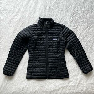 Patagonia Micro Puff Women’s Jacket - Fall and Winter Coat - Black XS